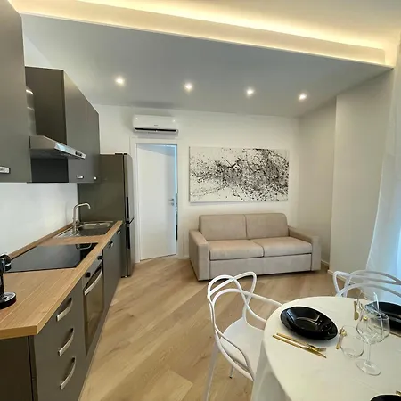 Sr4 - Elegante Dimora Con Vista *